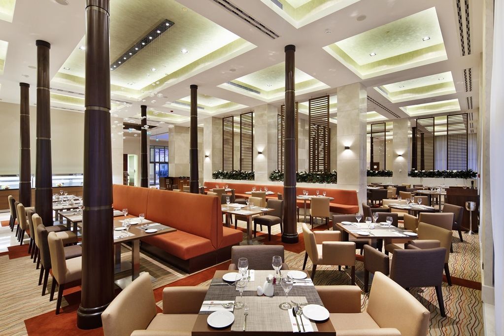 Hilton Garden Inn Dandong Restoran gambar
